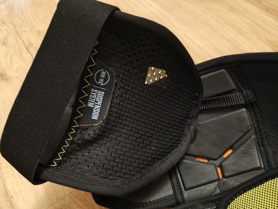 Naramiennik CCM XF Pro