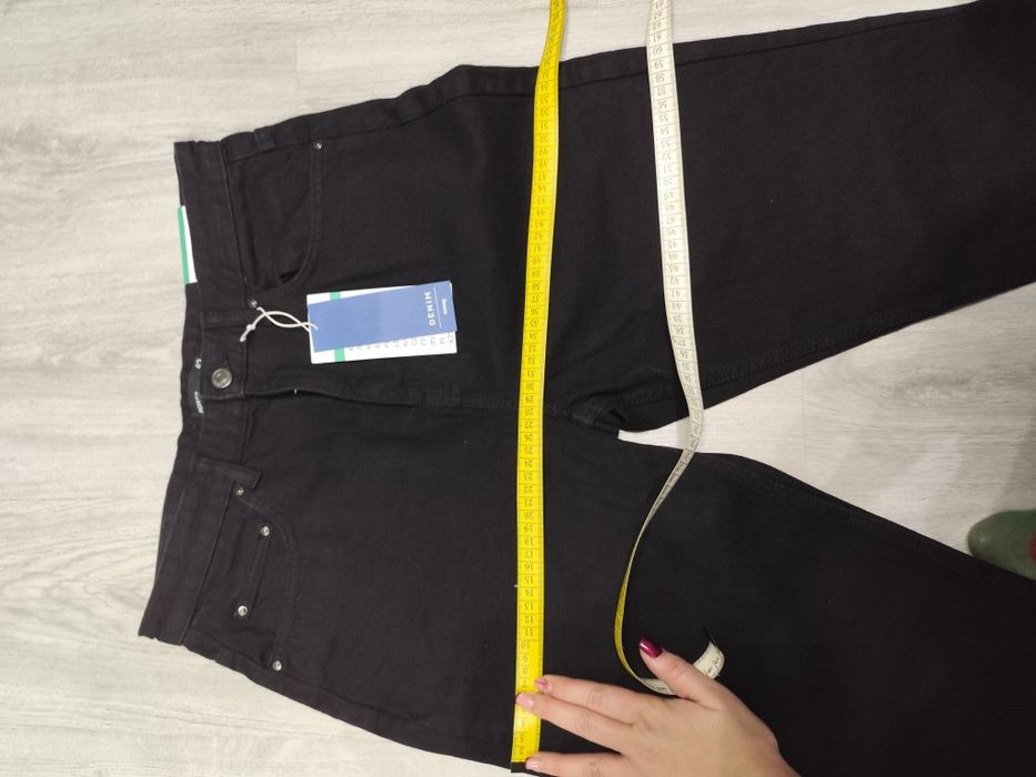 Nowe czarne jeansy mom fit 42