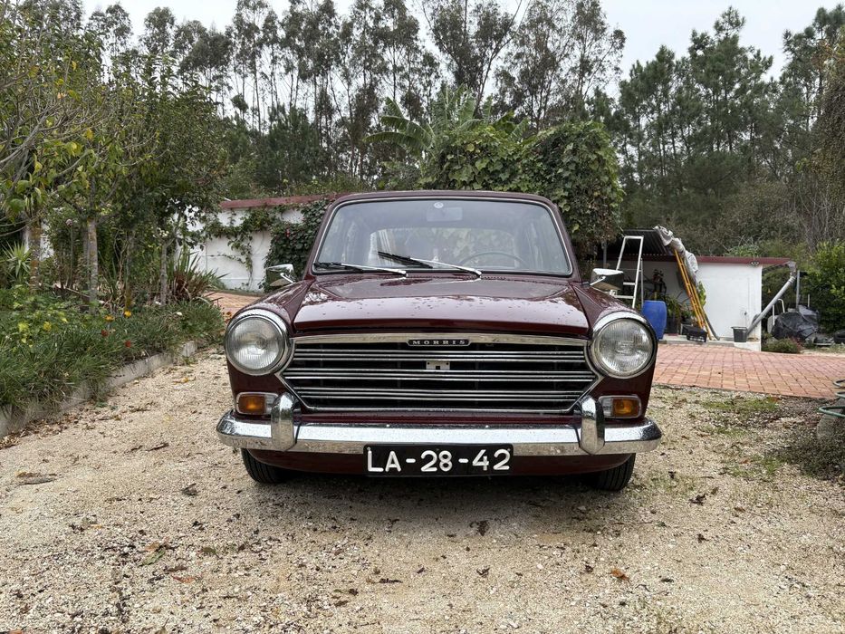 Carro clássico restaurado para venda