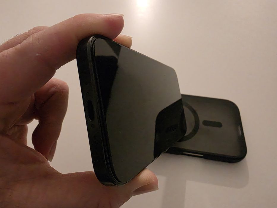 Iphone 16 pro - 128gb (igual a  novo)