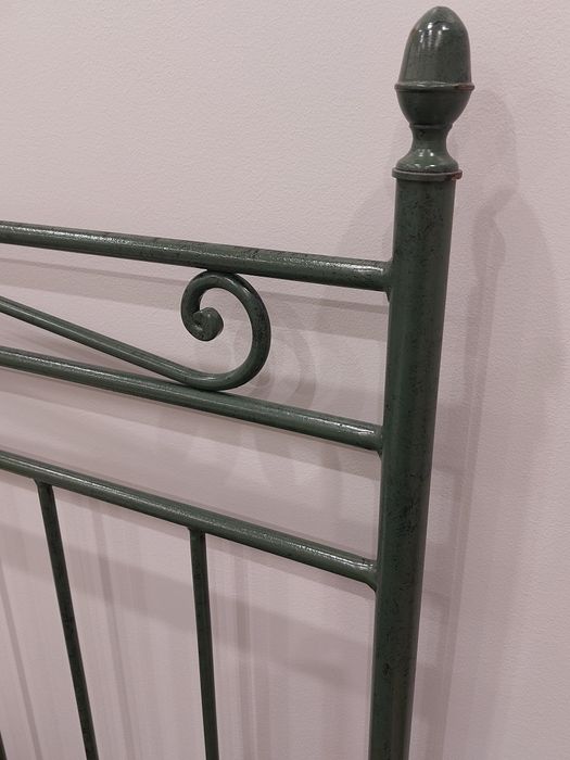 Cama de Casal em Ferro