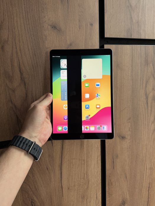 Apple iPad Pro 10.5 64gb  Wi-Fi | 120 герц