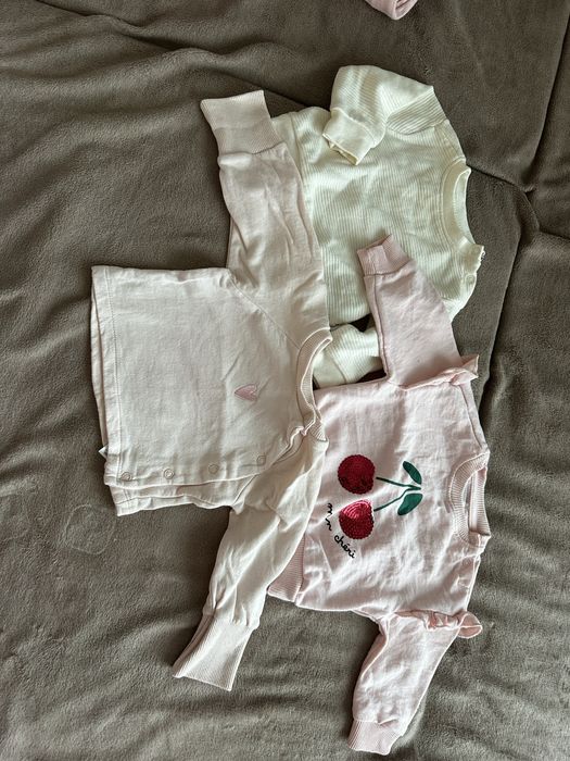 Paka ubranek dla dziewczynki