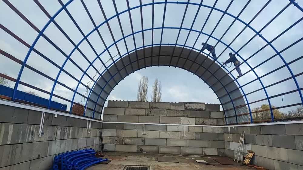 Hala łukowa 11m konstrukcja ocynkowana wiata na słome garaż