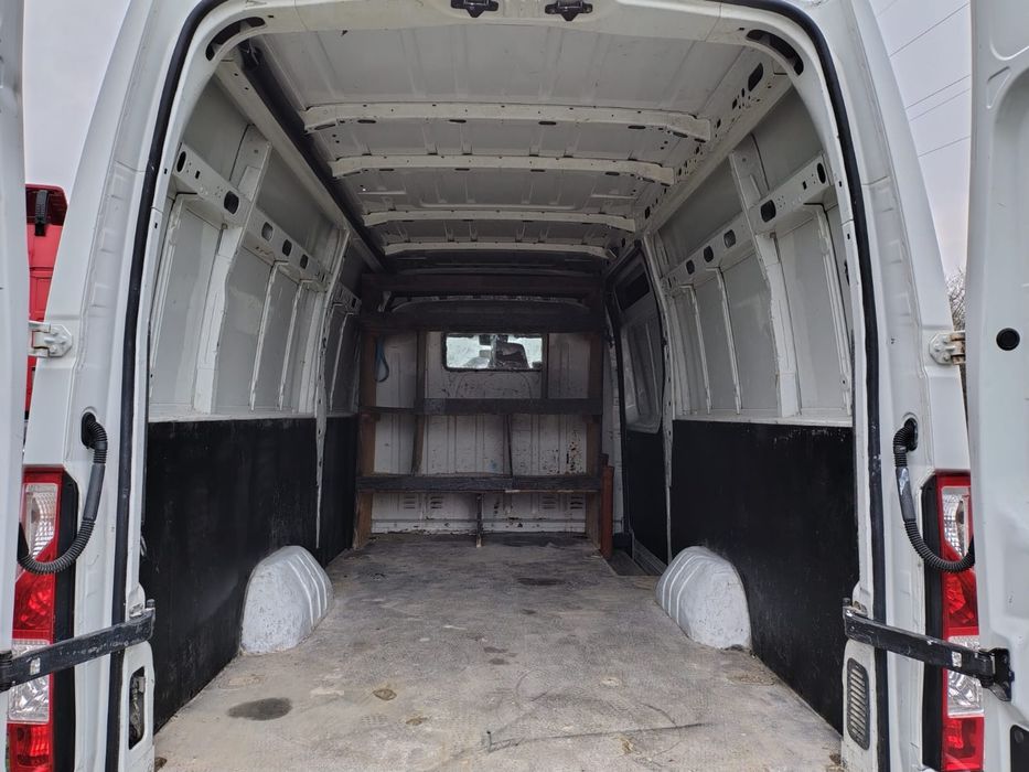 Renault Master L3H2 2.3 125 klimatyzacja