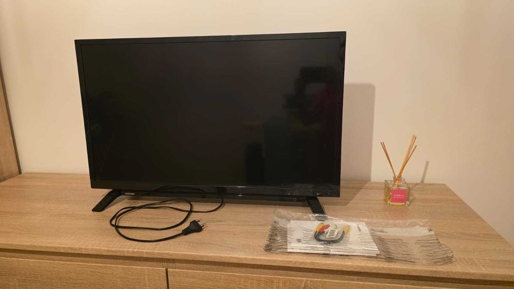 LCD TV Toshiba preto