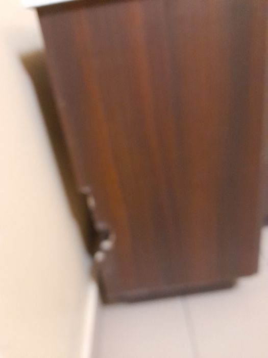 Zestaw mebli łazienkowych z umywalką I baterią