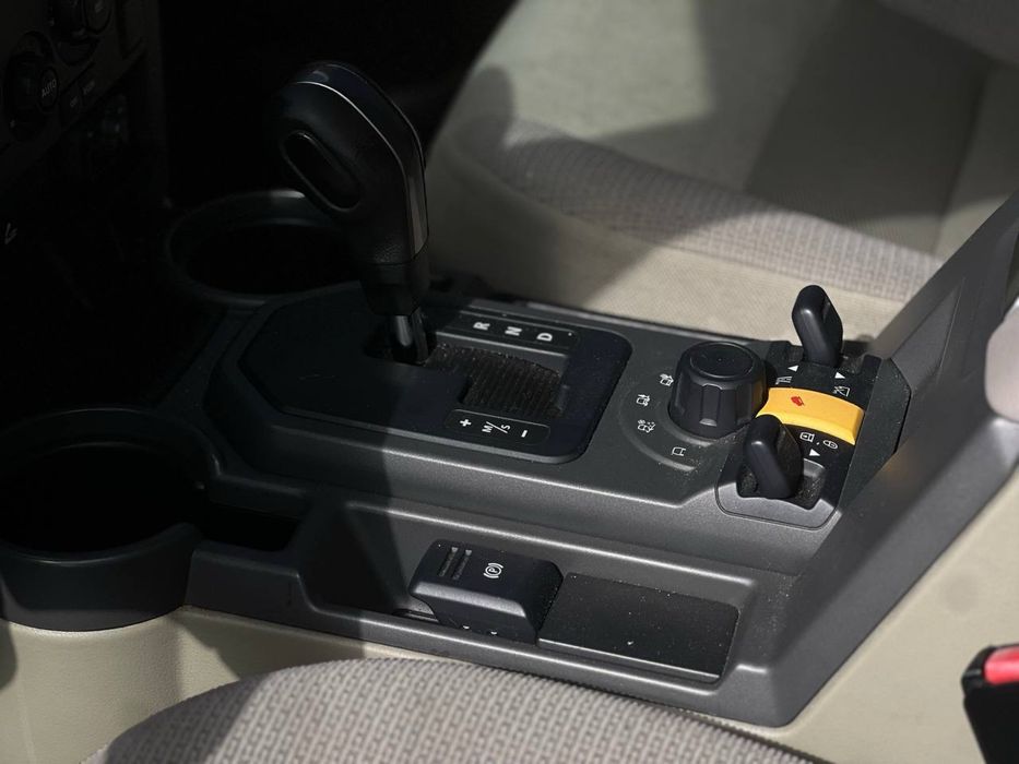 Рамний позашляховик  Land Rover Discovery 3 . Обмін