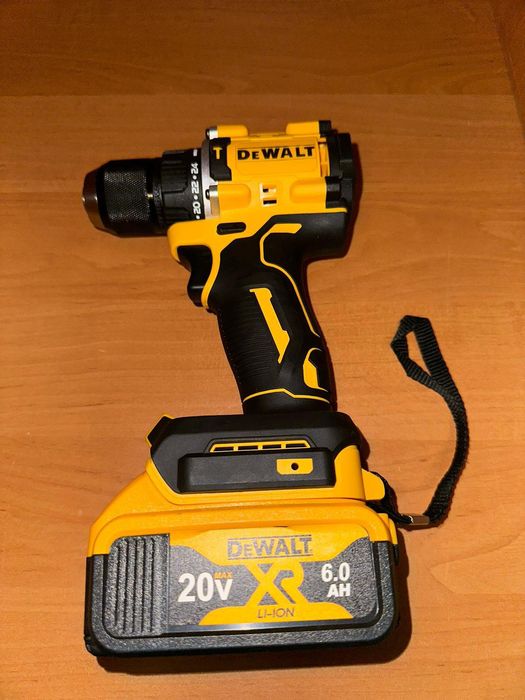 Wkrętarka DeWalt 18V do akumulatora / dcd805 aku  HIT