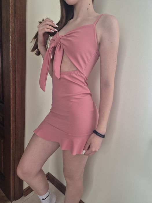 Коктейльна рожева сукня XS