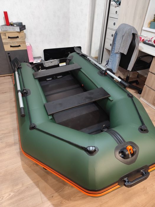 Лодка Kolibri KM-280D Profy