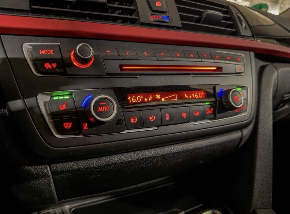 BMW 320d Touring Look M3 (325€ Mês)