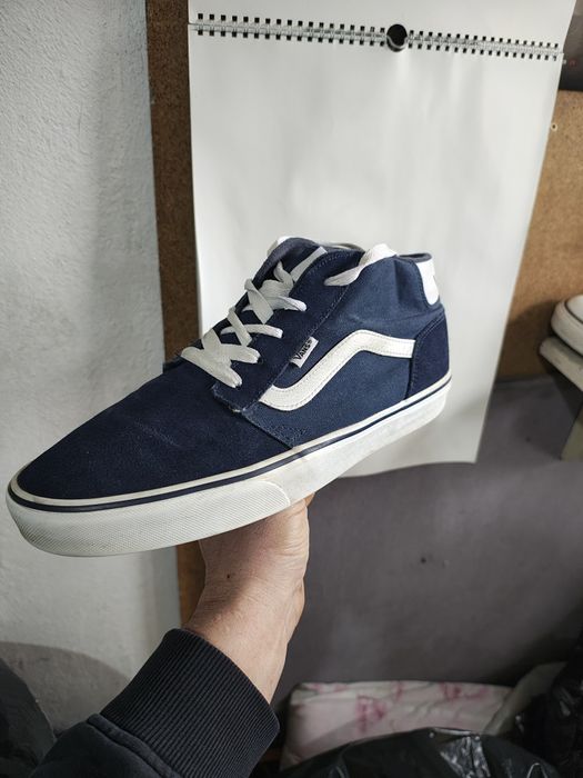 Trampki zamszowe Vans stan bardzo dobry . Rozmiar 45