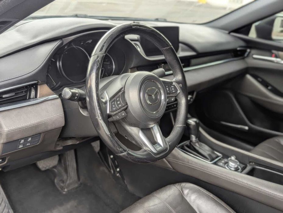 Mazda 6 Signature      2018