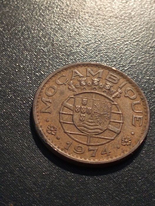 Moeda de 50 centavos -  Moçambique 1974 - Bronze - Soberba