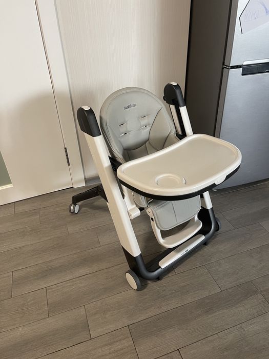 Стільчик для годування peg-perego siesta