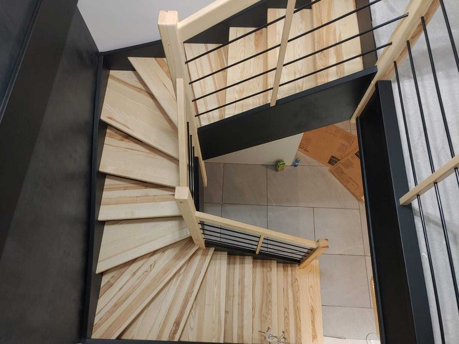 Schody Q debowe jesionowe Loft metalowe drewniane  Cala Polska i UE