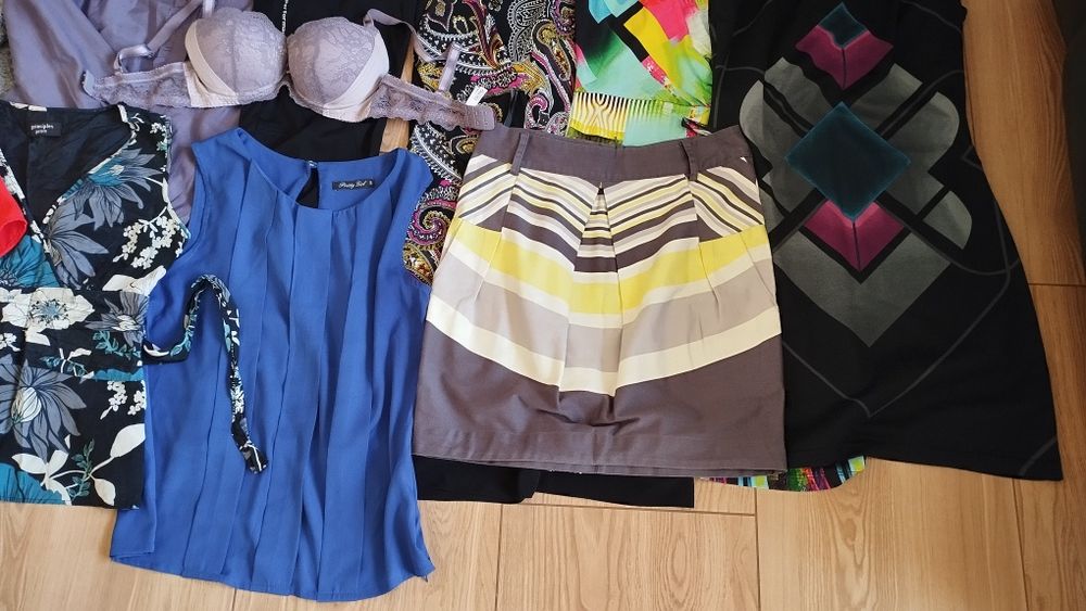 Zestaw/paka ubrań 34/36 XS/S damskich (20 szt.)