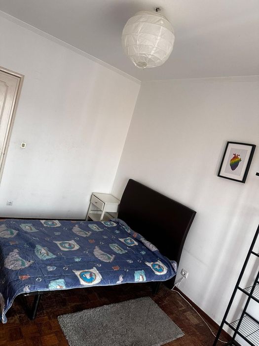 Aluguer 2 quartos entrada imediata Loures