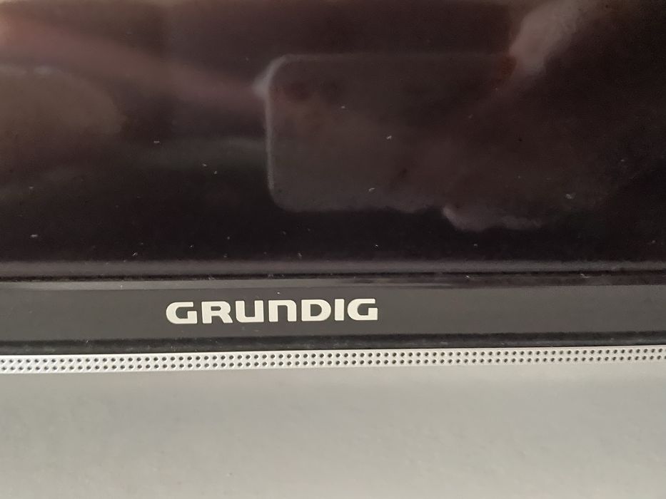 Smart Tv Grunding 49 GDU 7500B