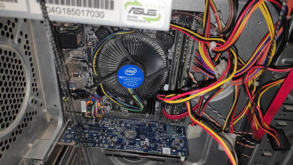 Компютер для роботи та ігор