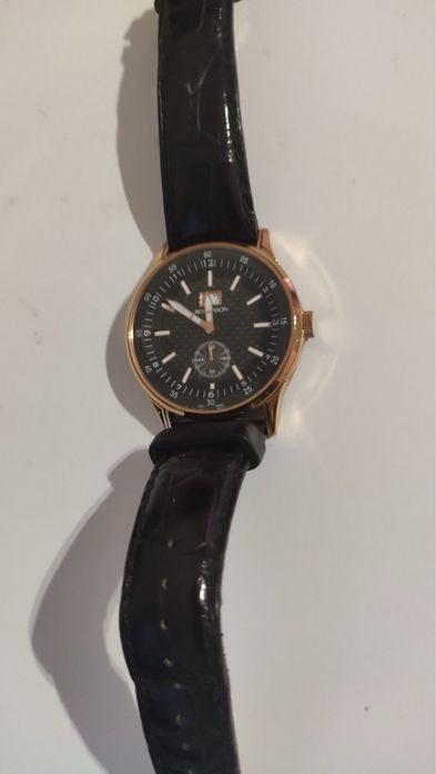 Годинник Romanson