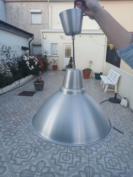 2 Candeeiros Ikea como novos