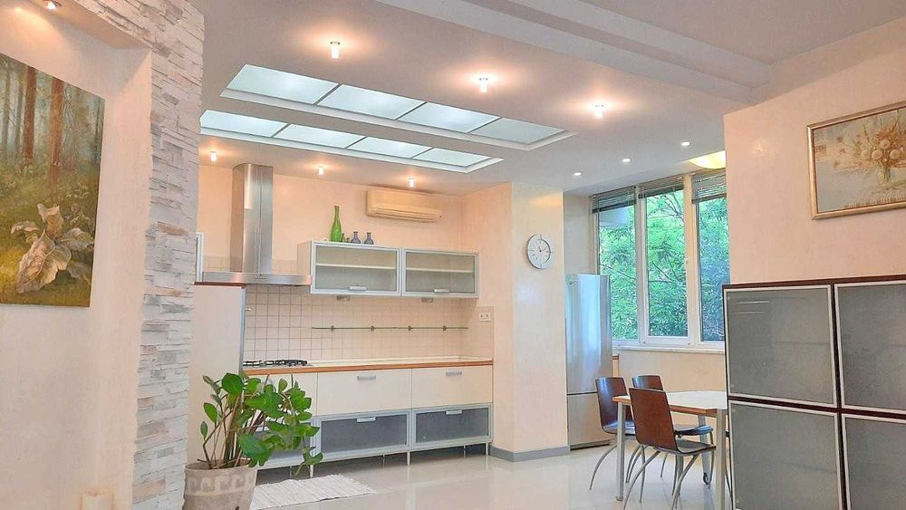 2 этаж, газовая плита! Дунаева, отличный вариант для семьи с детками!