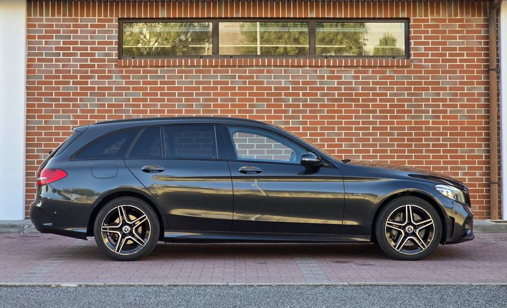 Mercedes-Benz C300de AMG