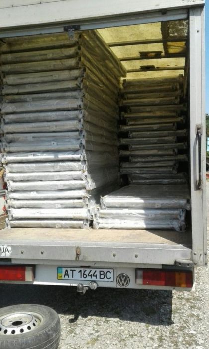 Вантажні перевезення + гідроборт