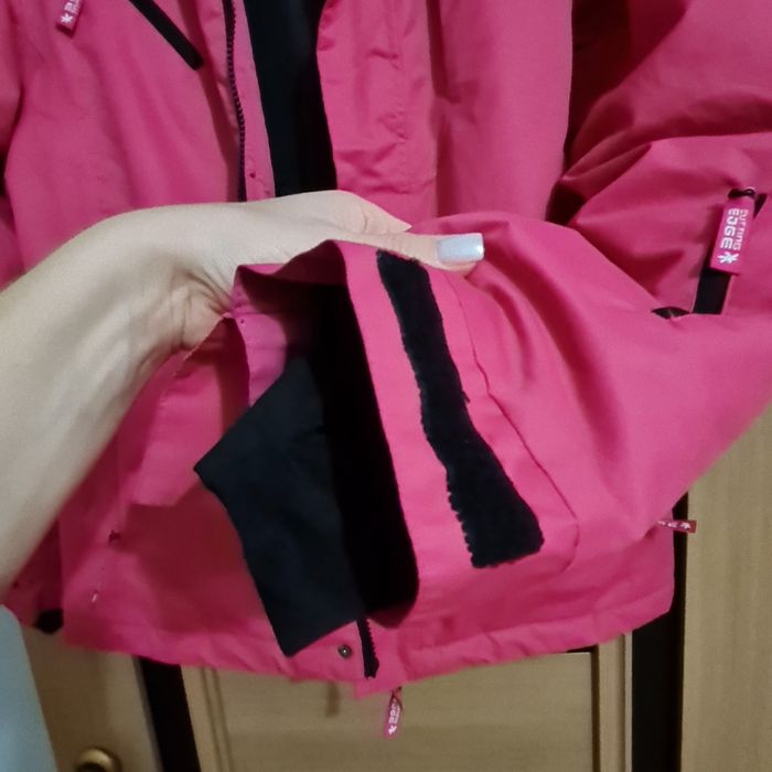 Продам курточку горнолижка