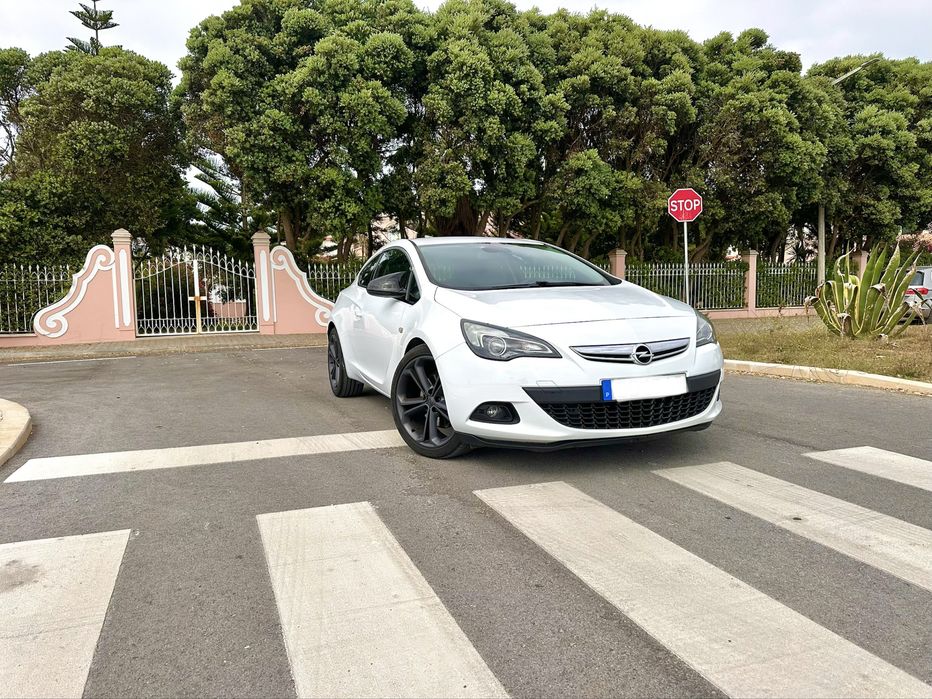 Opel GTC Astra 1.7 cdti S/S J20