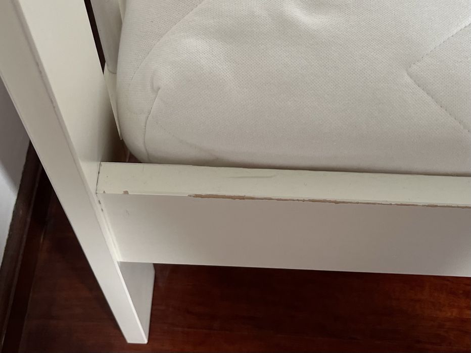 Cama de criança ikea branca com colchão
