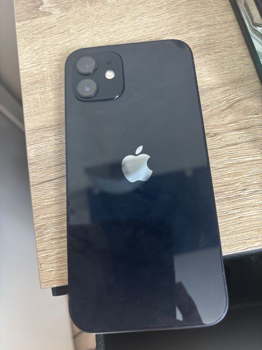 Iphone 12 64G 79% bateria