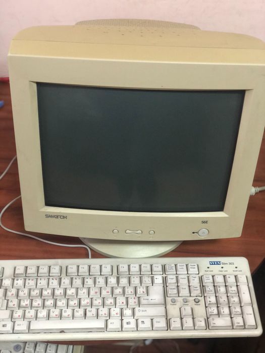 Старий монітор (робочий)