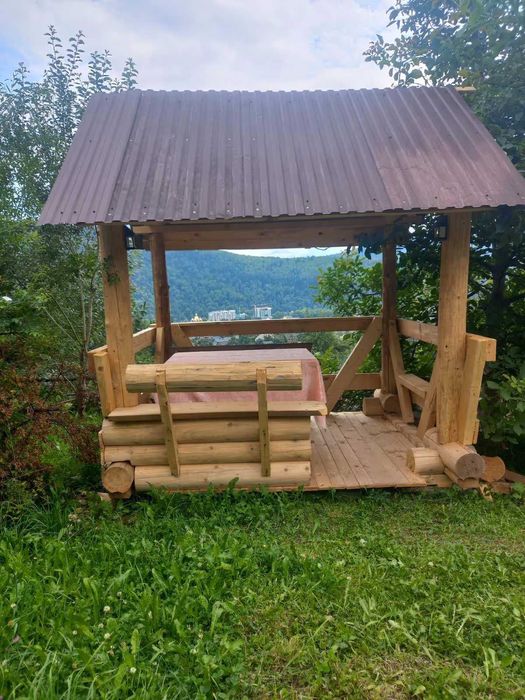 Апартаменти в центрі на 2-4 осіб. Поруч чан. Вид на гори