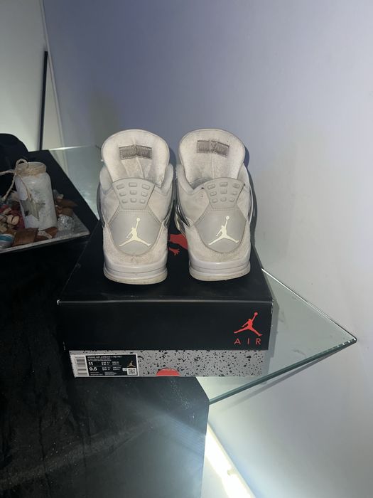 Jordan 4 frozen moments