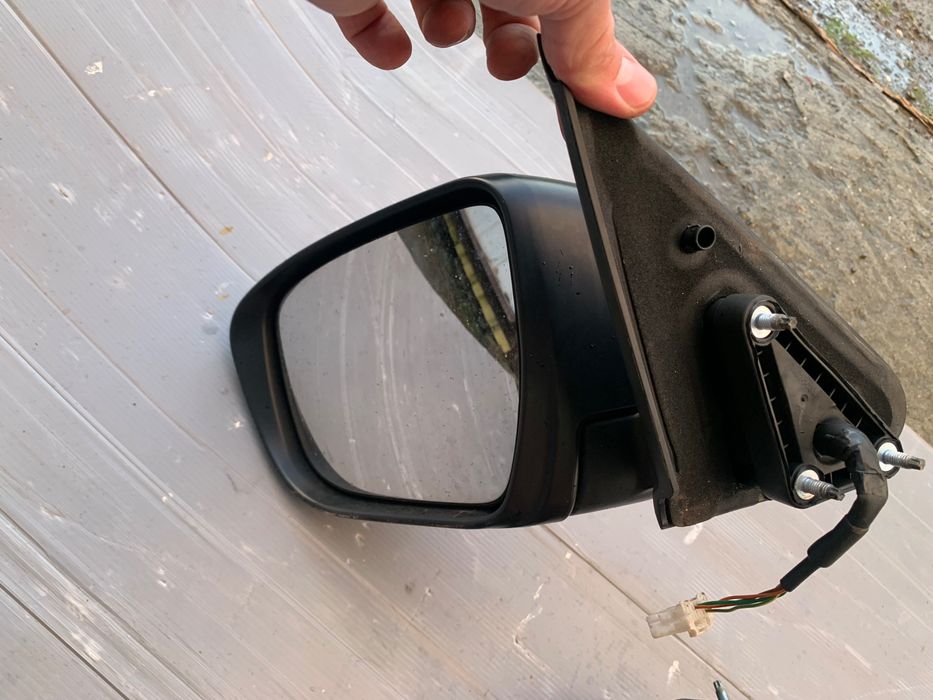 Зеркало Ниссан жук наружное правое левое разборка Nissan Juke