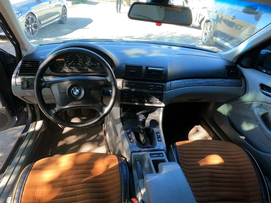 BMW E46 316I в хорошем состоянии Торг обмен на авто под ремонт