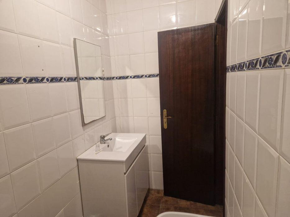 Vende casa no Alentejo em estado novo. Pronta a habitar.