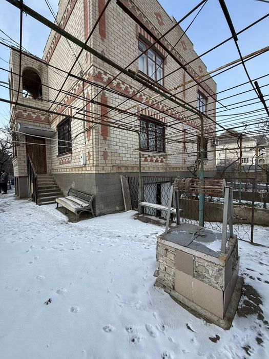 Дом капитальный в Лесках