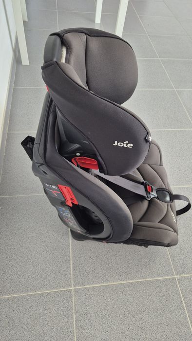 Cadeira  Joie auto para bebé