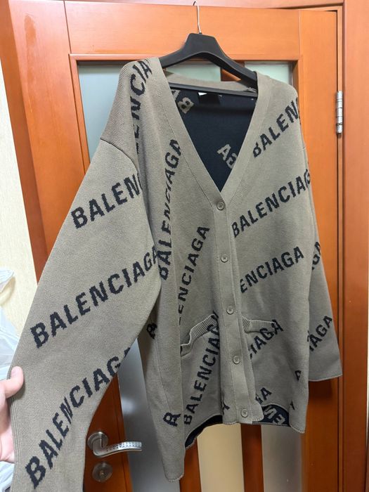 Кардиган Balenciaga Allover Logo, XL, оригинал, как новый