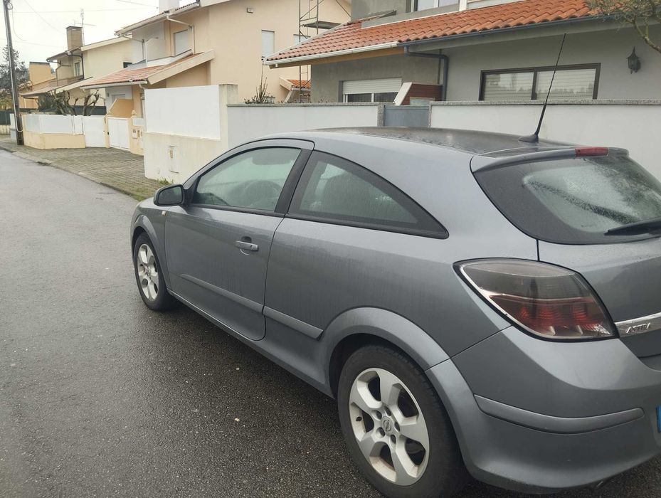 Opel Astra 1.7 GTC