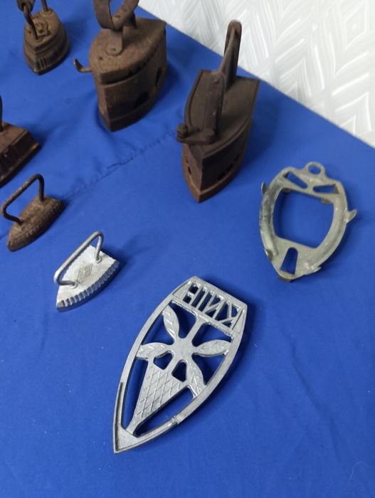 Металева праска утюг железная металлическая СССР на углях не електро