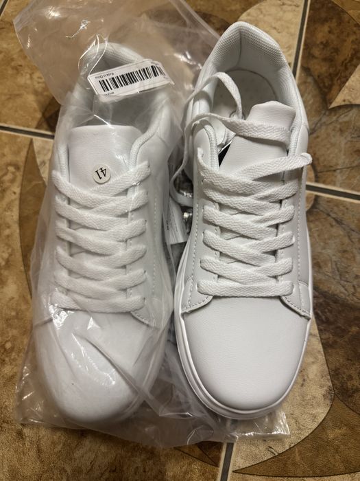 Кеди Білі Кросівки