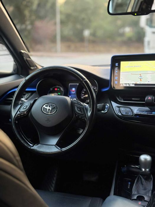 Toyota C-HR 1.8 Hybrid