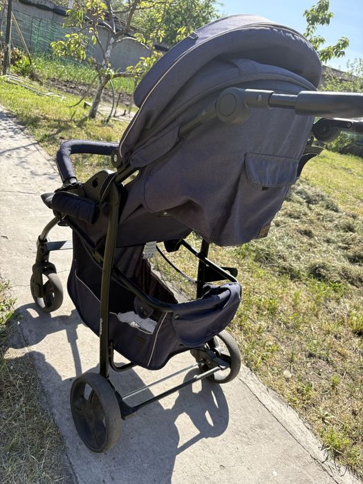 Продам коляску , прогулка