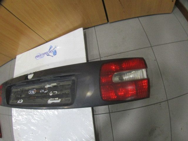 Farolim matrícula VOLVO V40 Combi (VW)