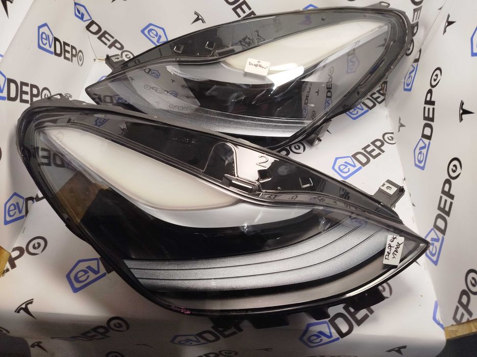 Фара передня права/ліва матрична Нова Оригінал на Tesla Mode 3 Y